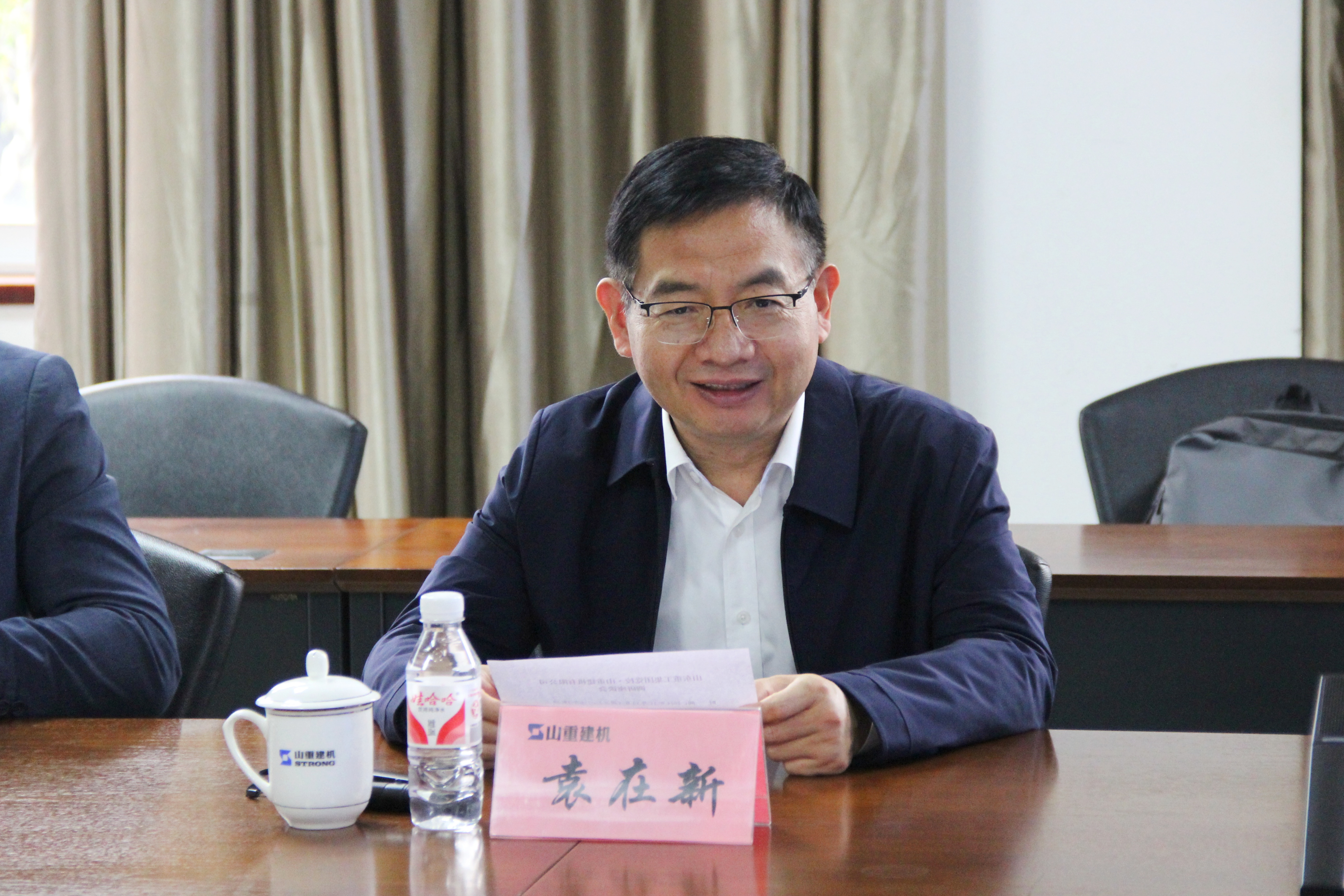 山東重工集團黨校培訓調研組一行來公司調研