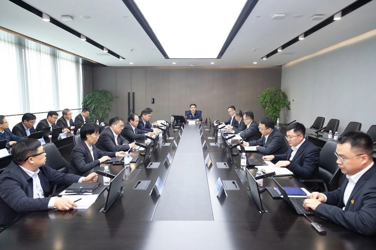 山東重工集團黨委理論學習中心組圍繞習近平總書記關于科技創(chuàng)新與人才建設的重要論述開展專題學習研討